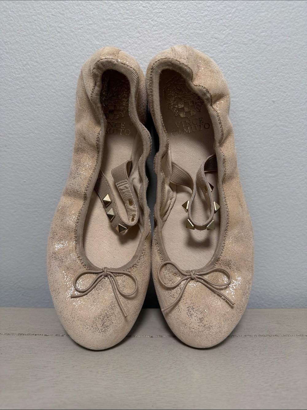 Vince Camuto Prilla Metallic Suede Ballet Flats Beige Gold Studded Strap 5 NWT